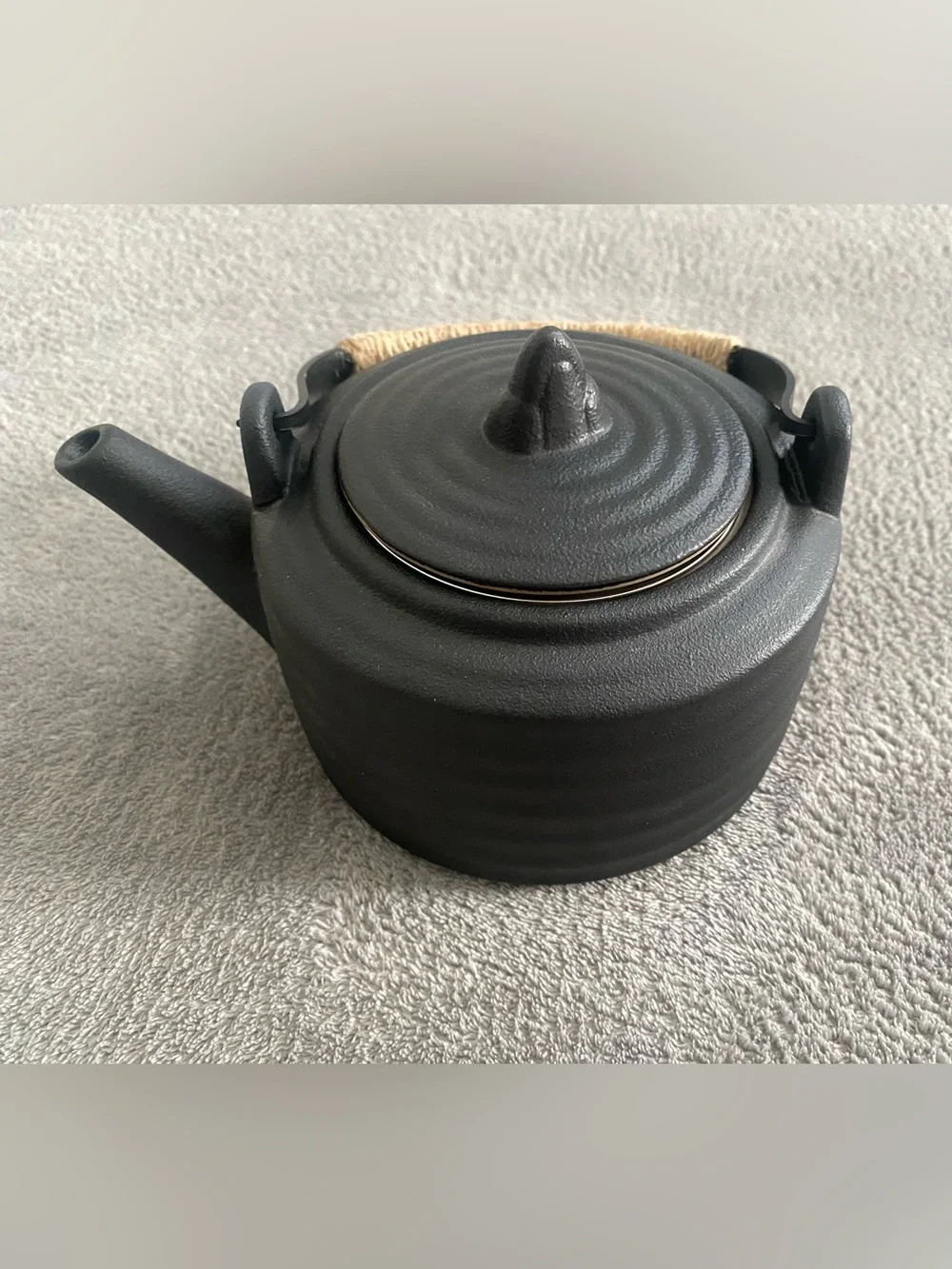 Ceramic Teapot w/ Stainless Steel Infuser